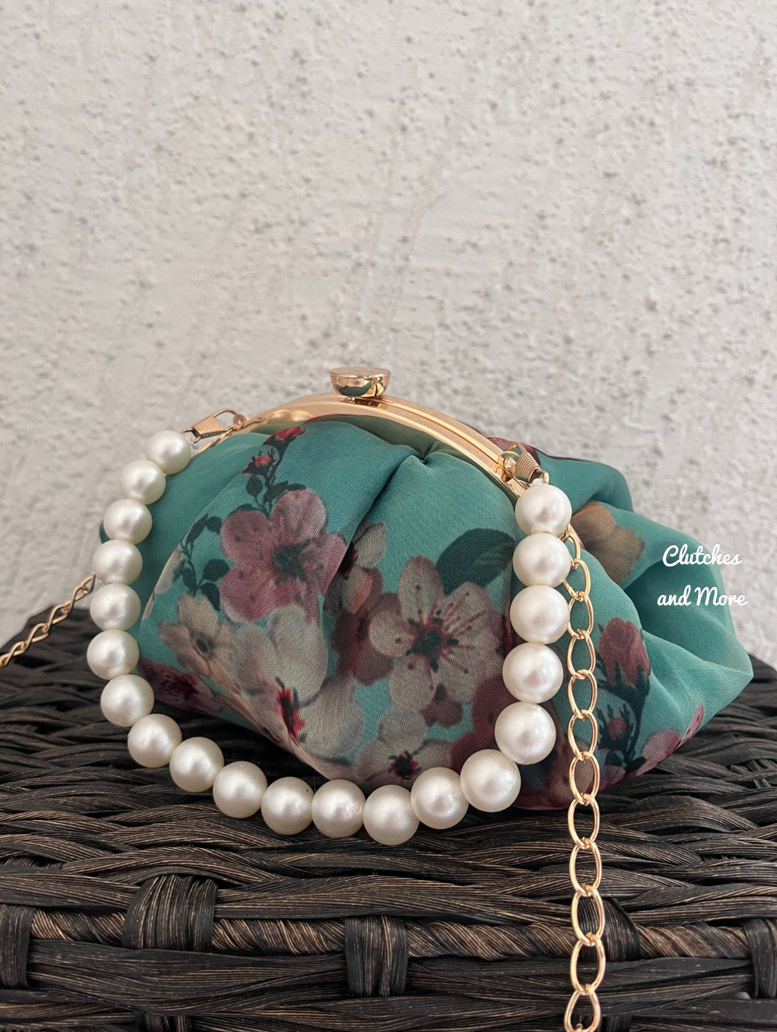 Floral Batua bag Green