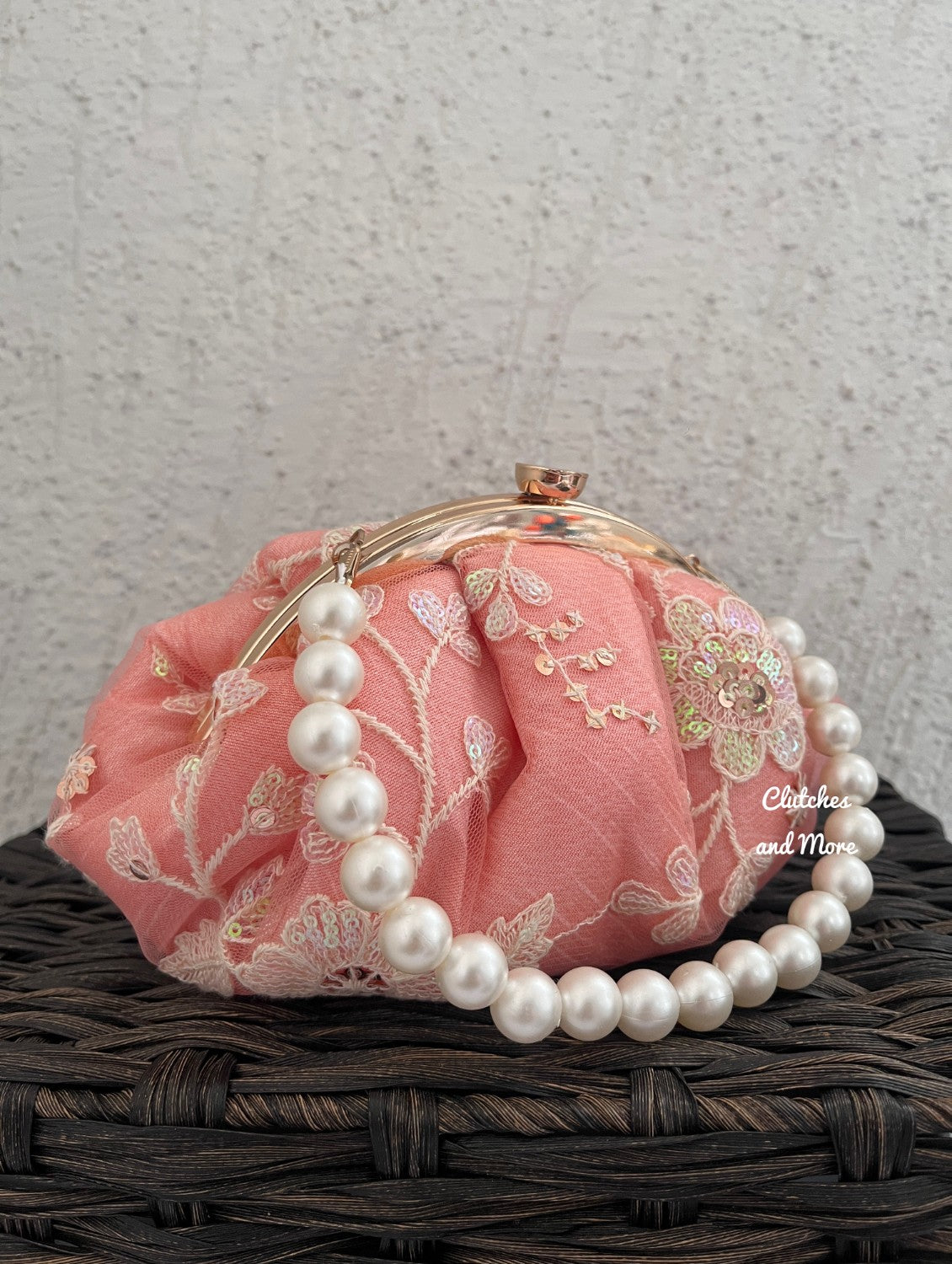 Blossom Batua bag Peach