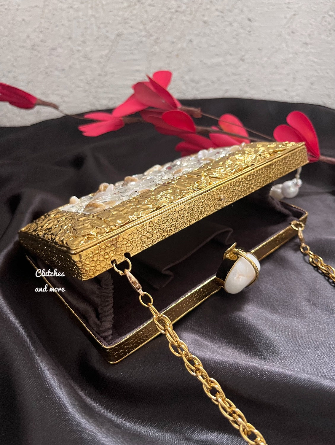 Mother of pearl luxury Gold clutch with tassel