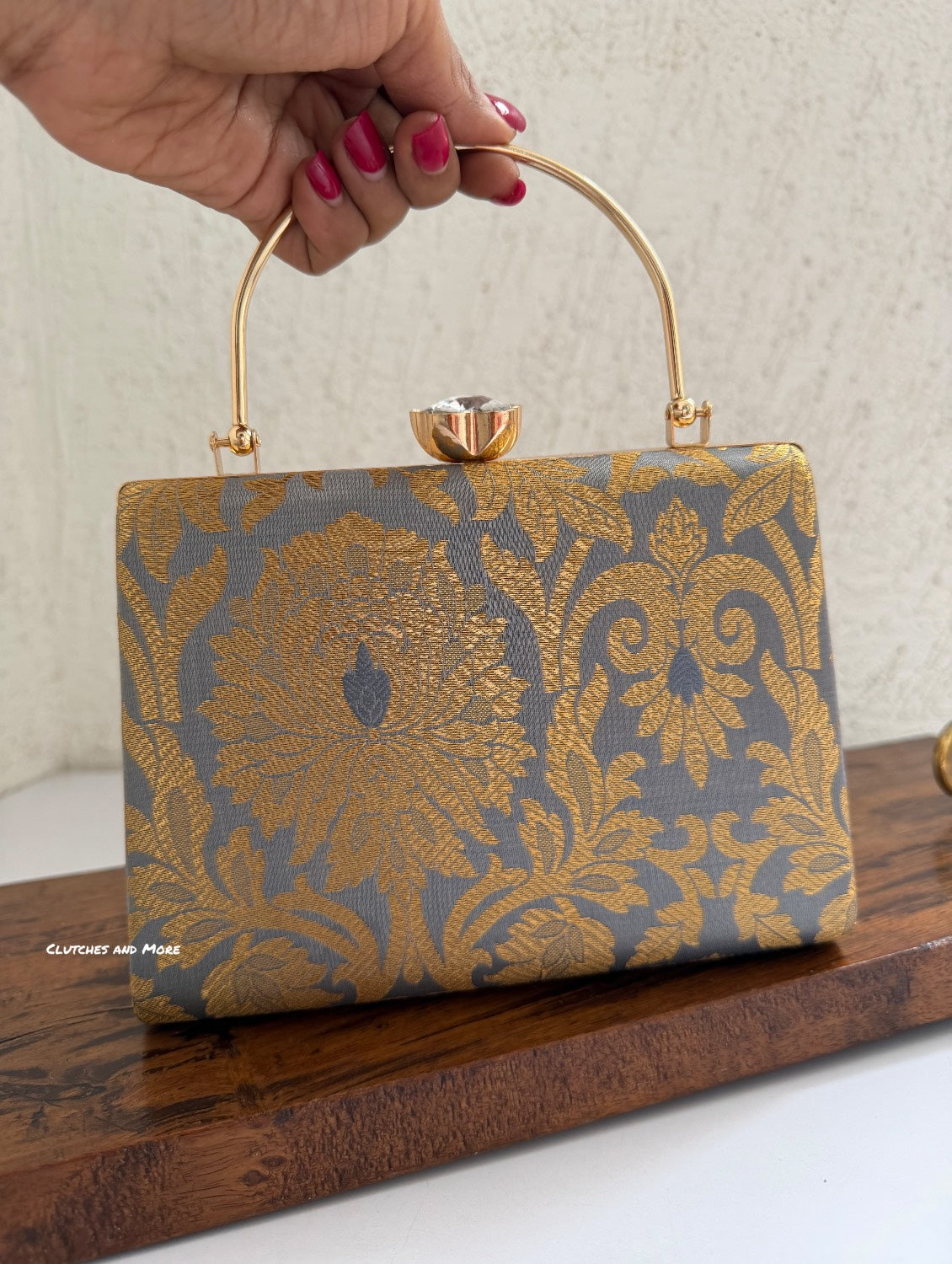 Hoor Banarsi Clutch Grey