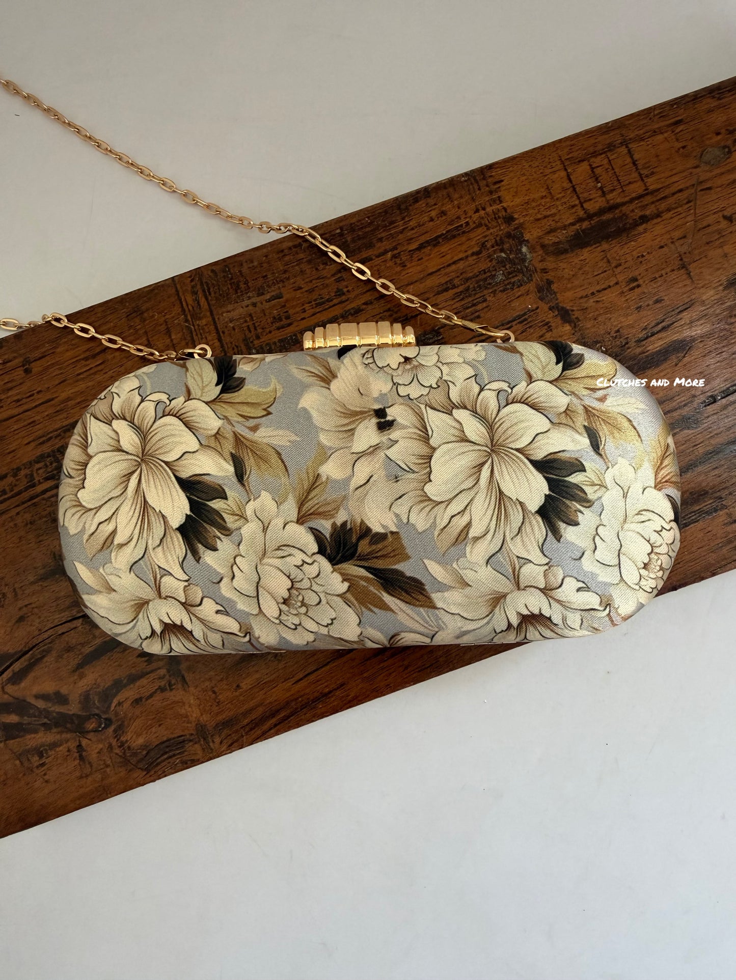 Poppy Floral Capsule Clutch Multicoloured