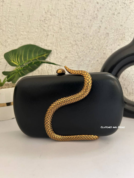 BVLGARI Serpertine Clutch Black