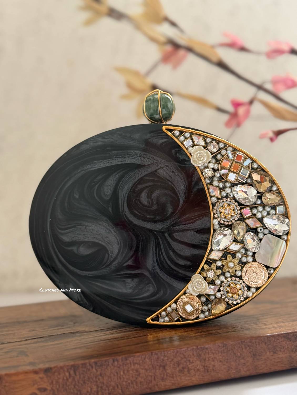 Moonstone Royal Resin Clutch Black