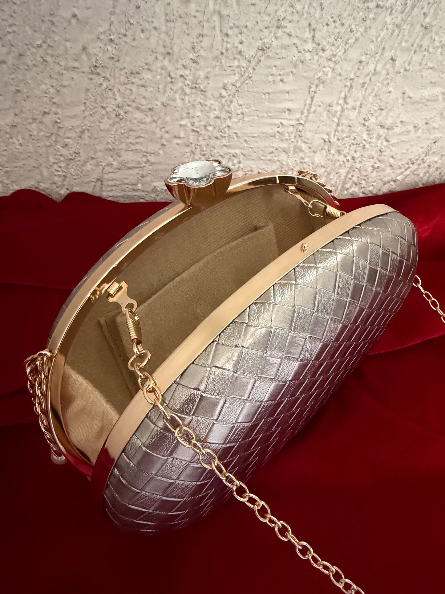 Criss Cross Capsule Bag Gunmetal