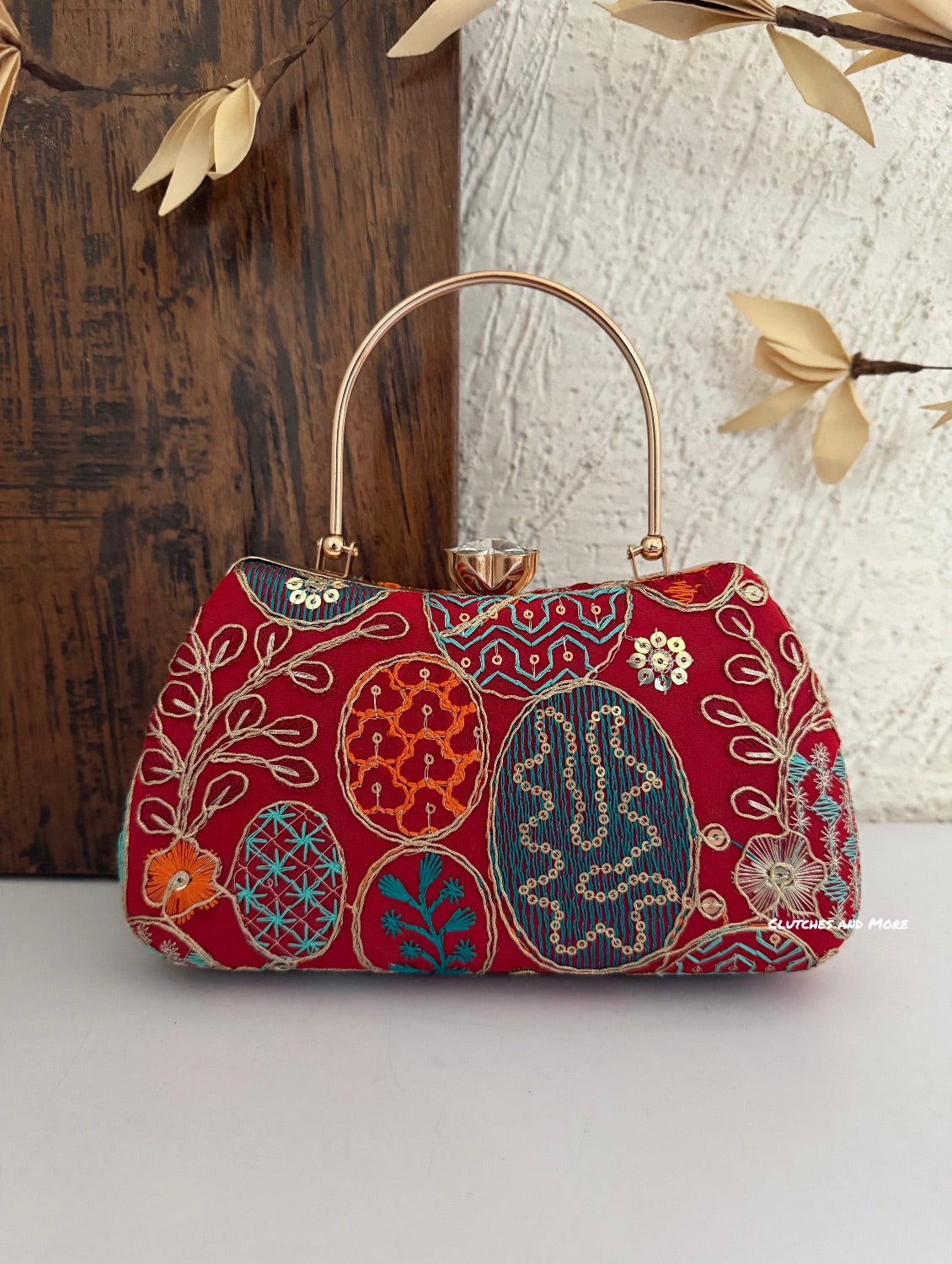 Lakhnawi Chikankari Box Clutch Red