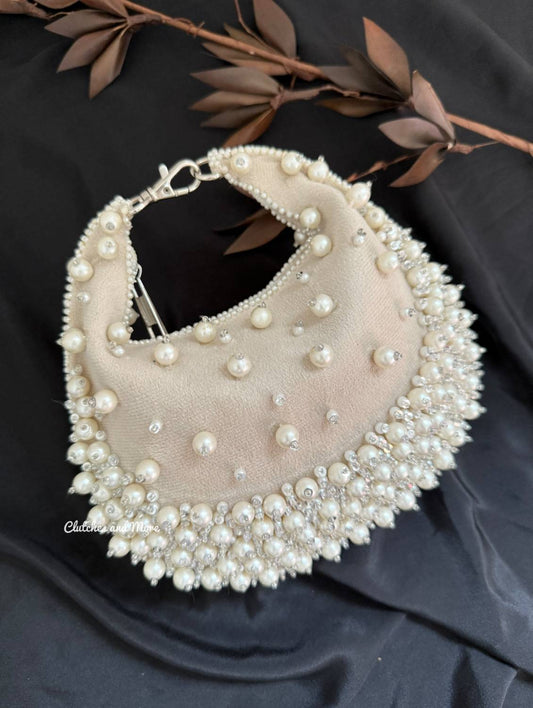 Mohey Pearl Moon Bag