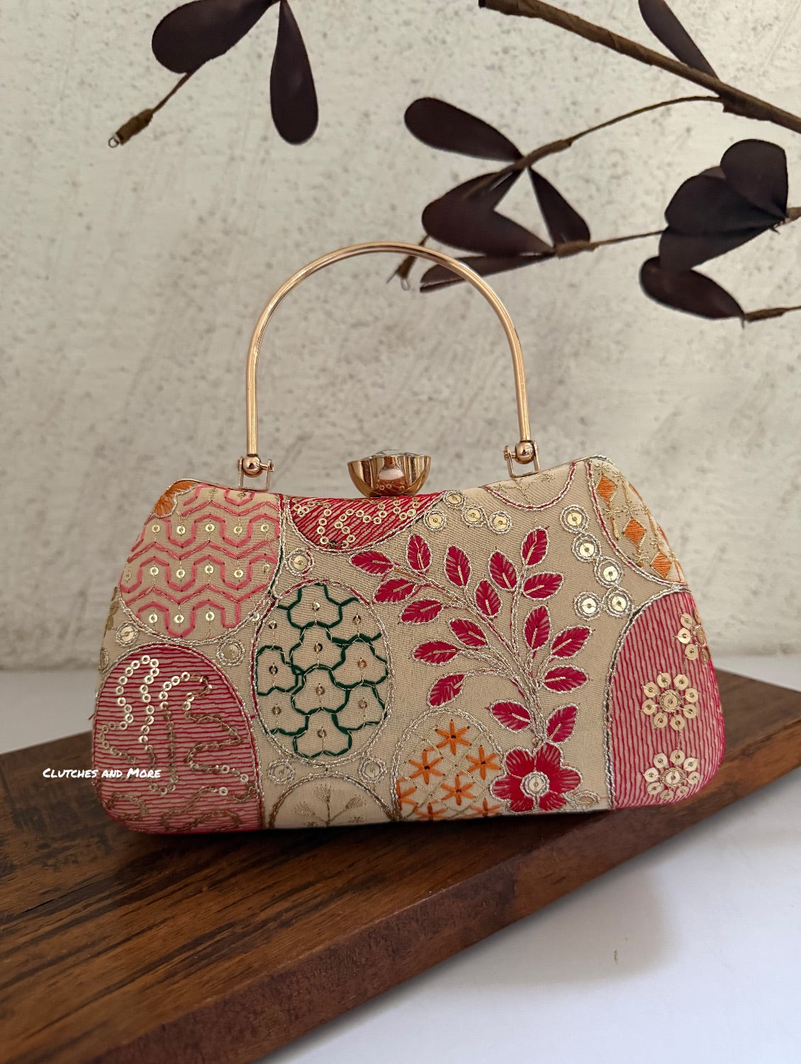 Lakhnawi Chikankari Box Clutch Off White / Ivory