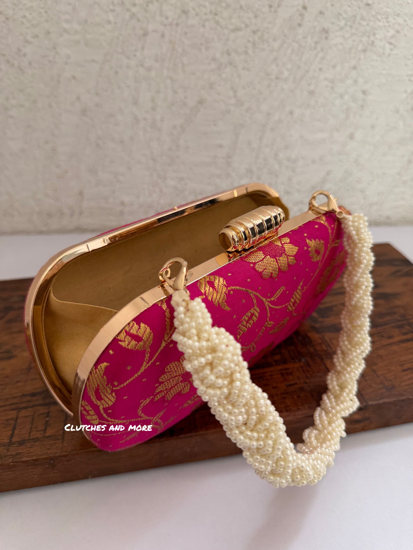 Adaa Banarsi Clutch Rani Pink