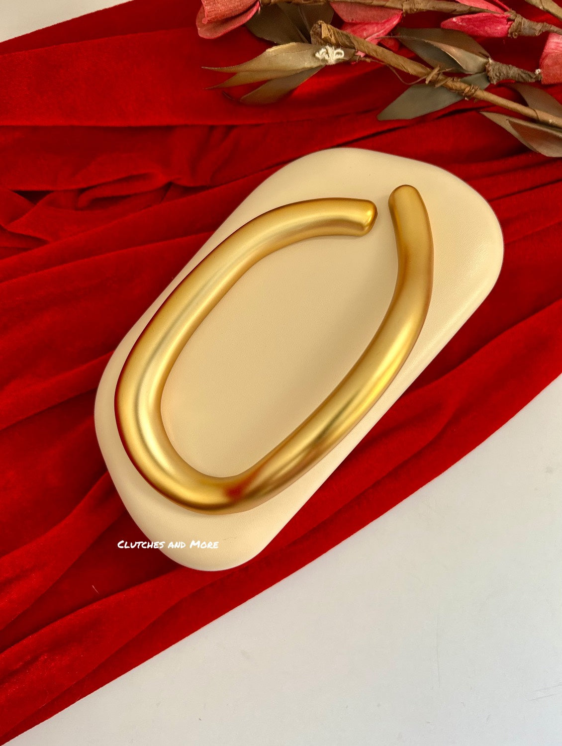 The ZARA Clutch Ivory