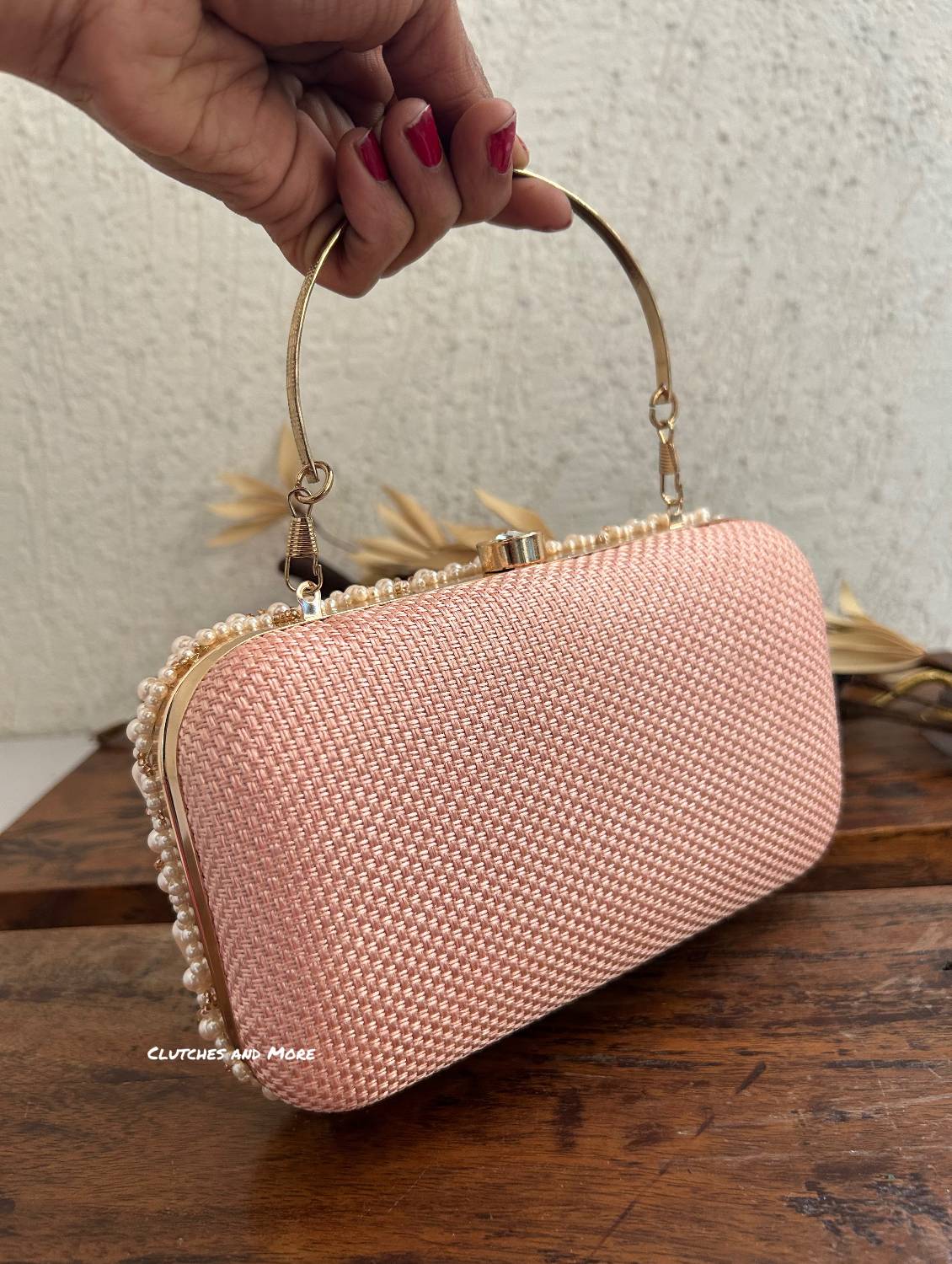 Penny Pearl Clutch Rose Gold
