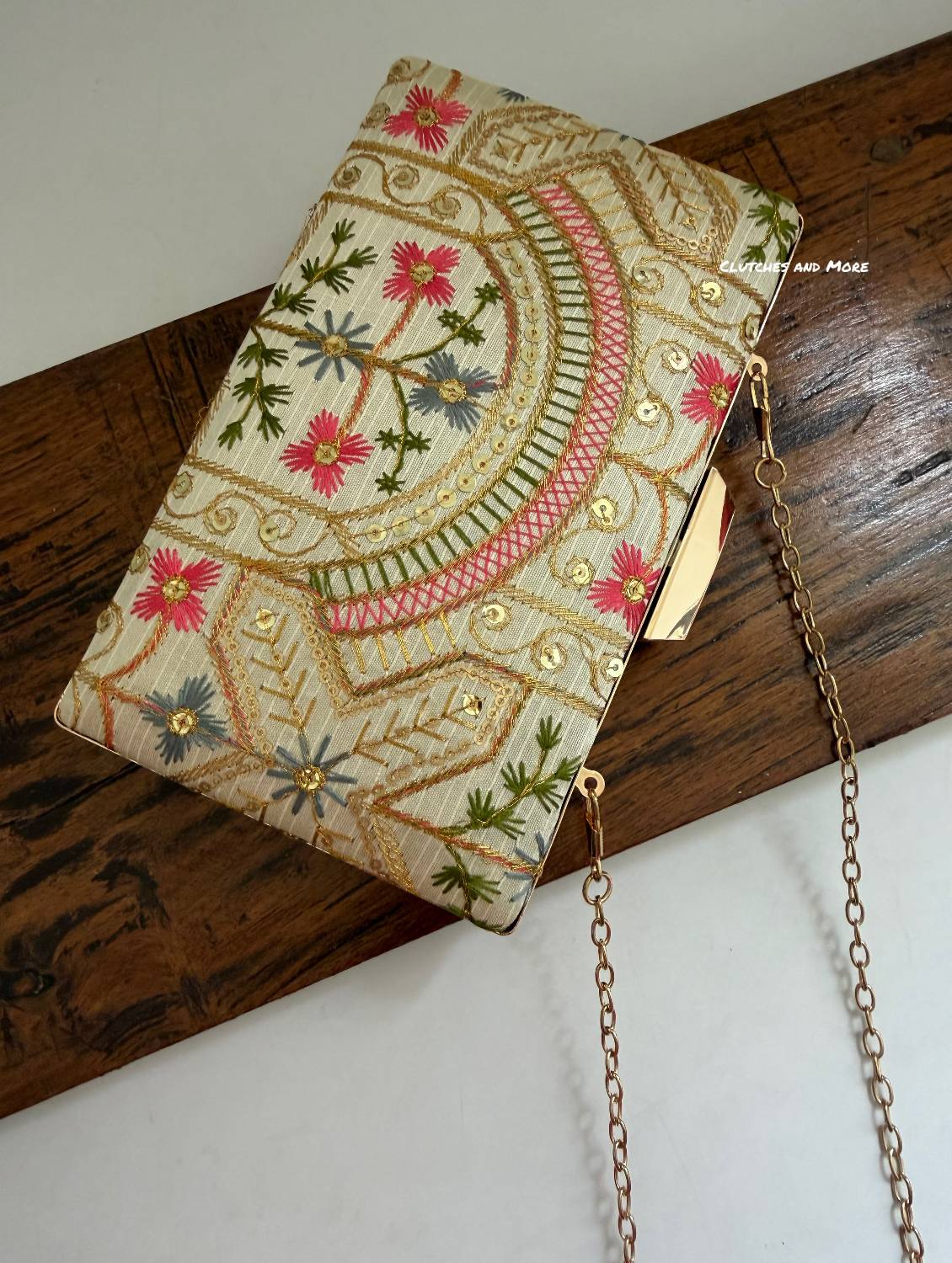 BloomingDale Clutch Multicolored (Pattern 1)