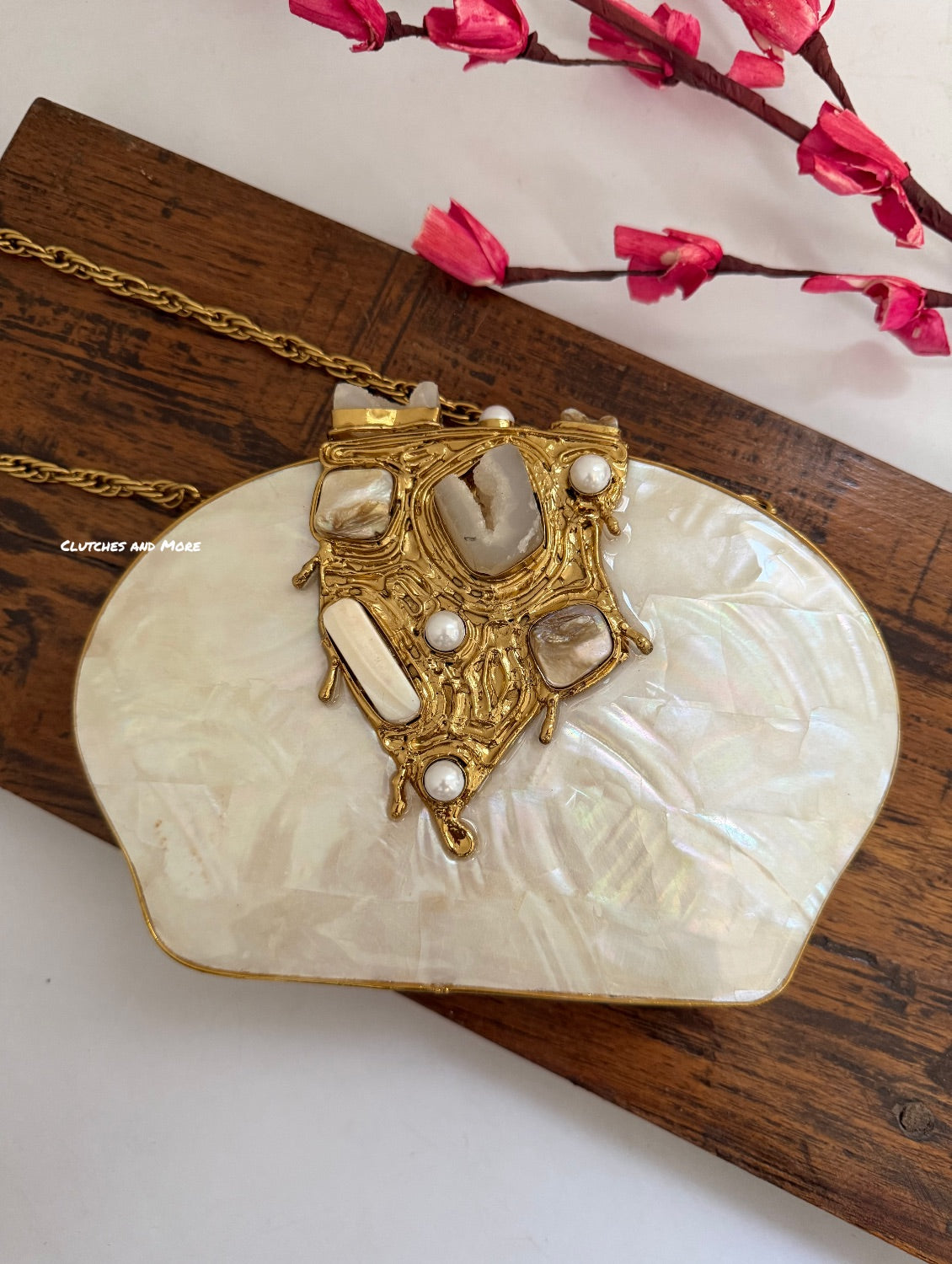 Victoria Mother of Pearl Clutch