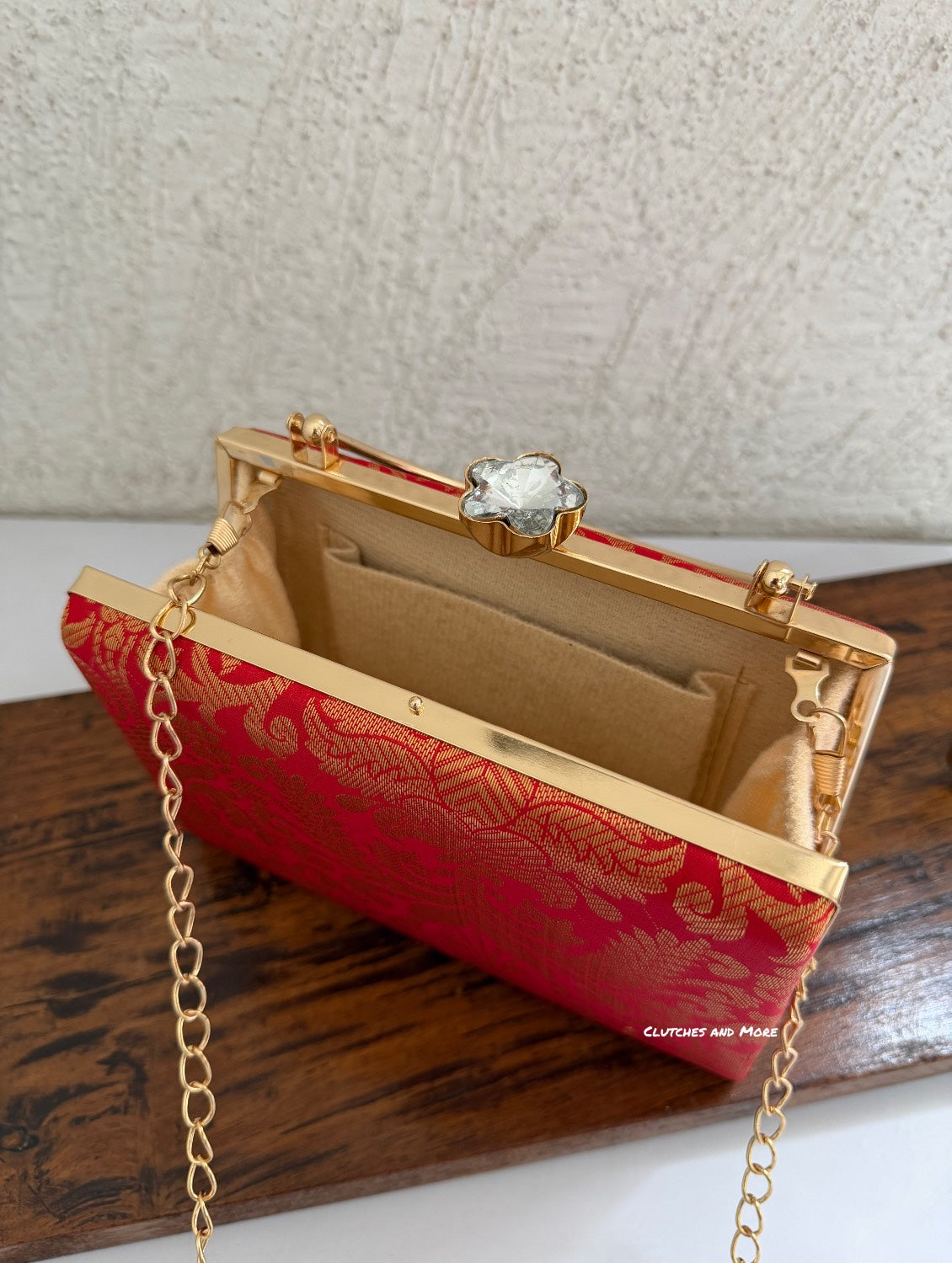Hoor Banarsi Clutch Red