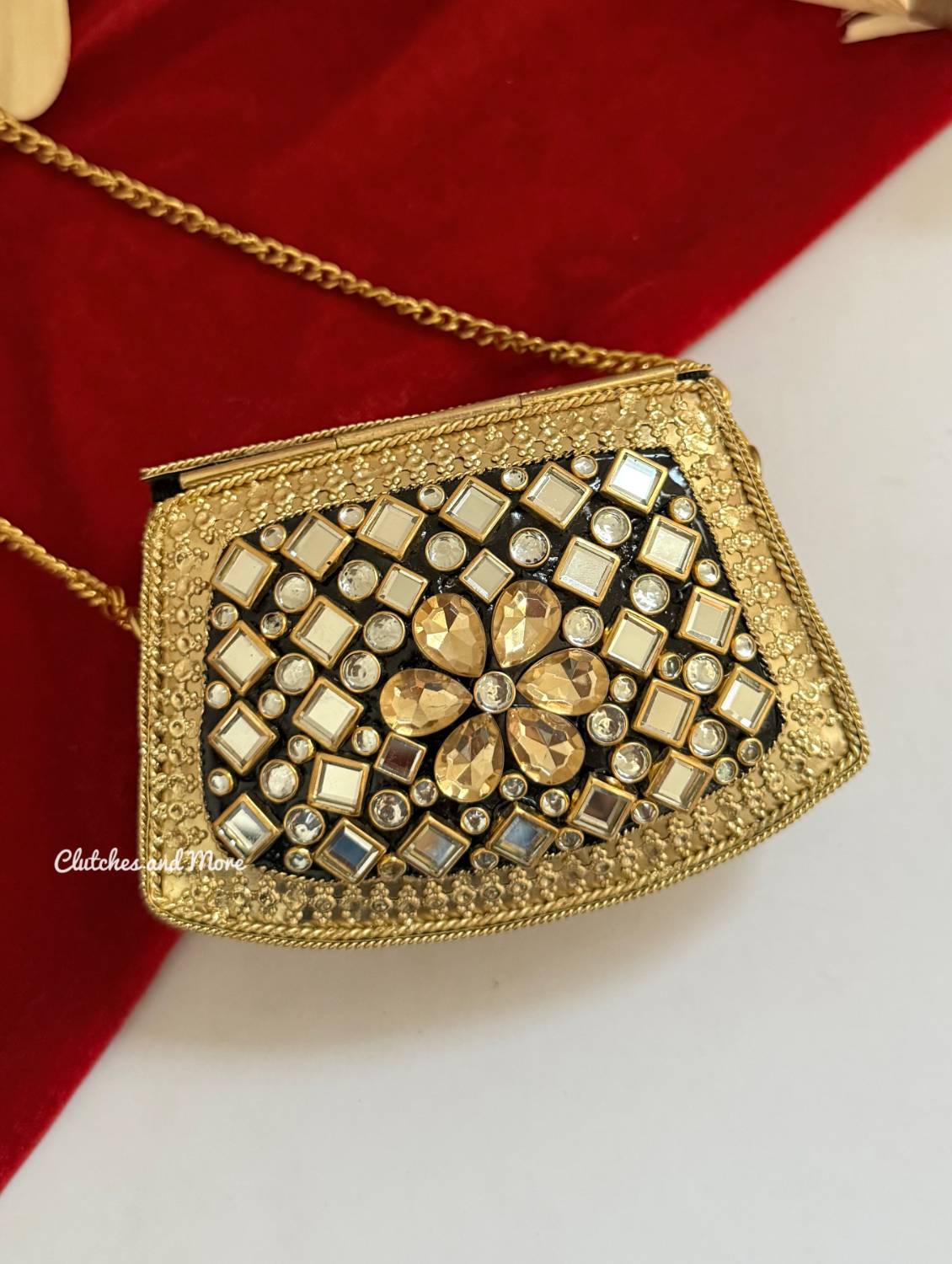 Kasika Kundan Brass Clutch Mini