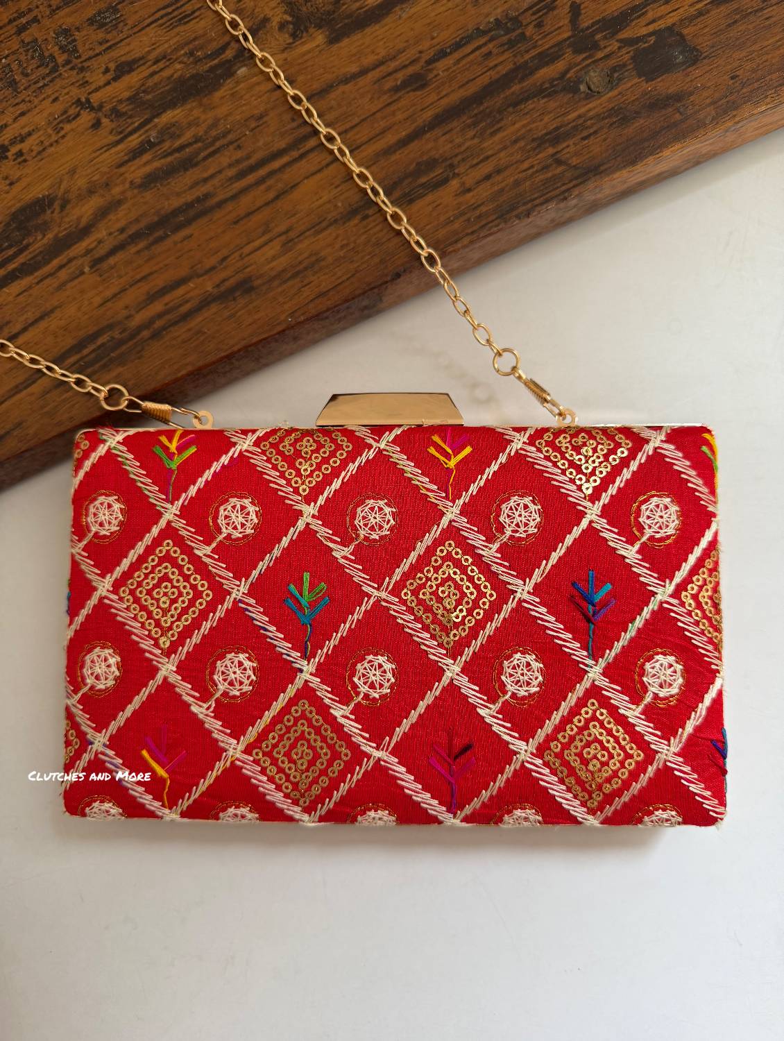 BloomingDale Clutch Red