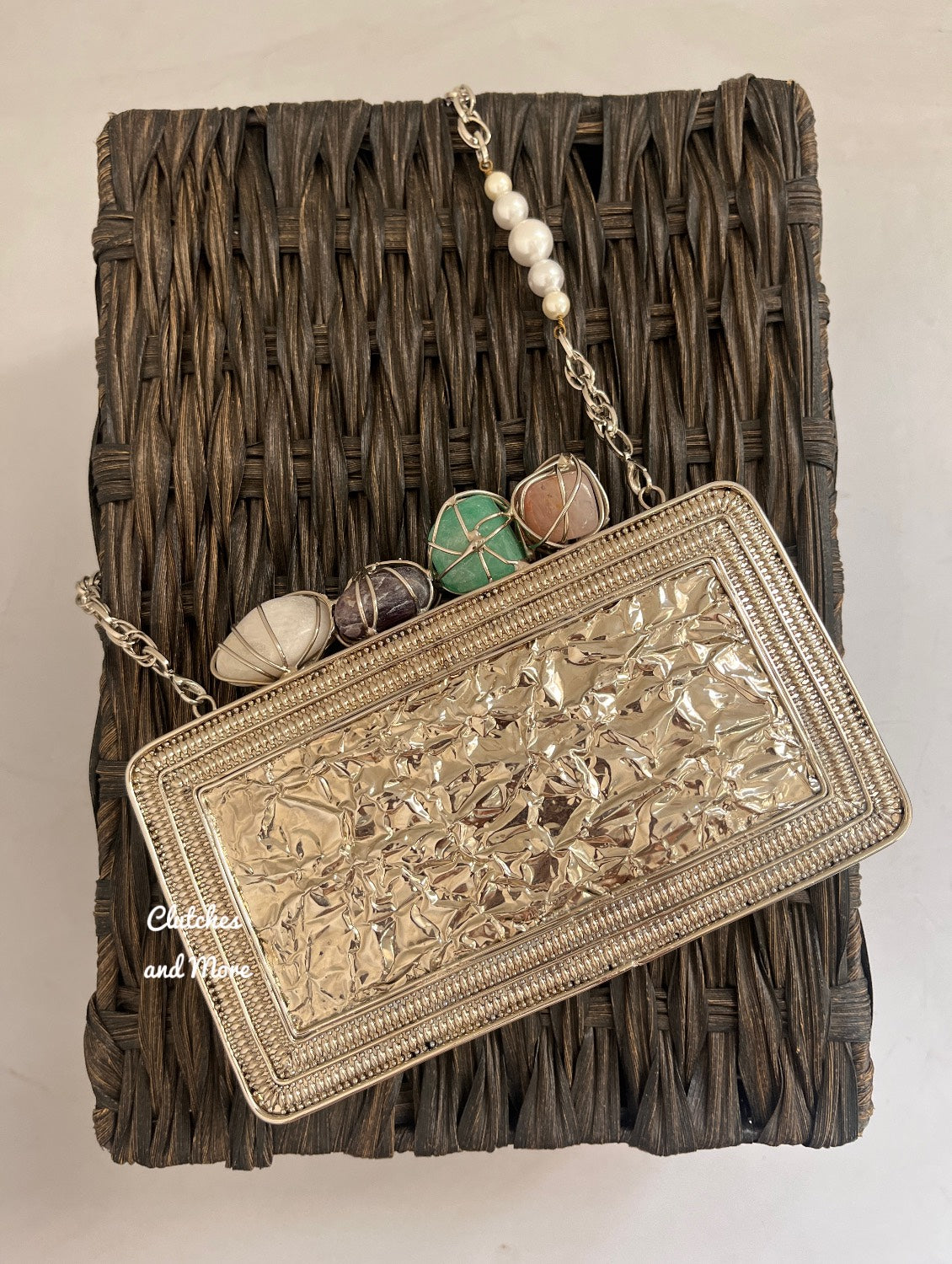 Maharani  Mother of pearl luxury clutch Silver