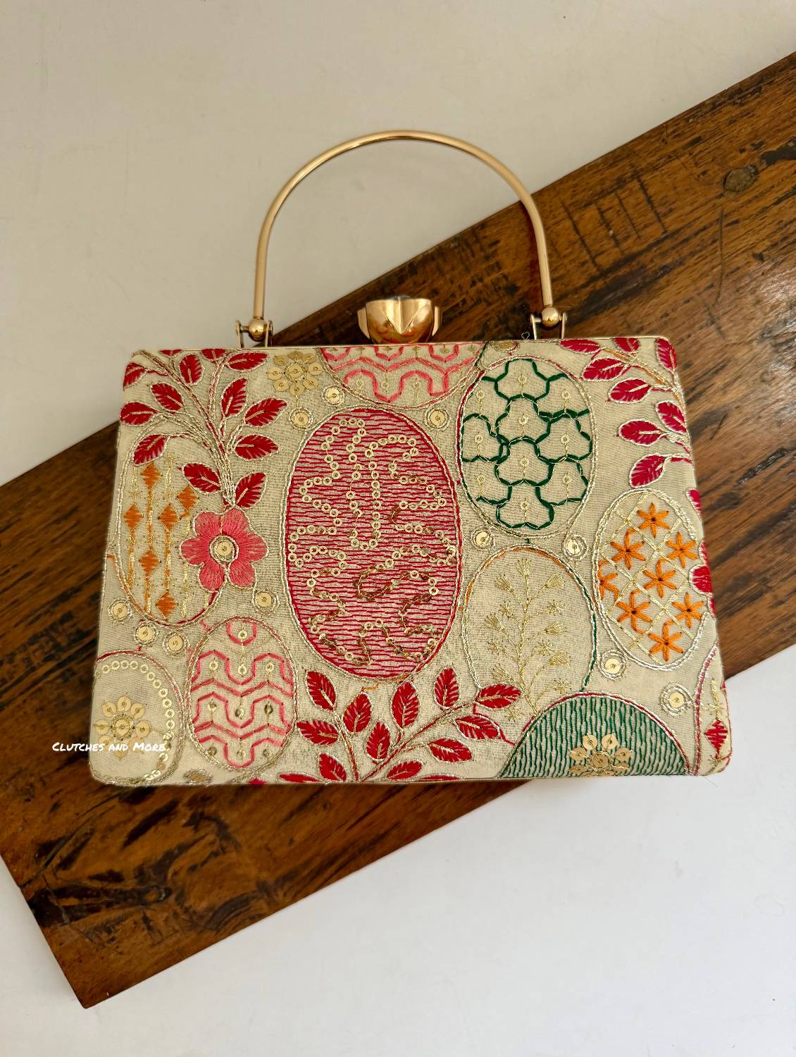 Lakhnawi Chikankari Bag Off White