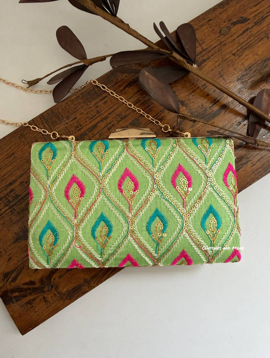 BloomingDale Clutch Green