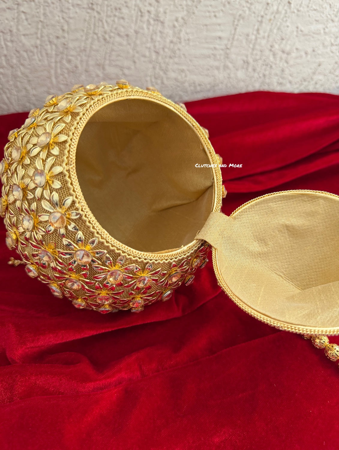Metal Gold Potli Bag (Big Size)