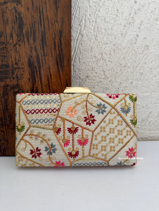 BloomingDale Clutch Multicolored (Pattern 4)