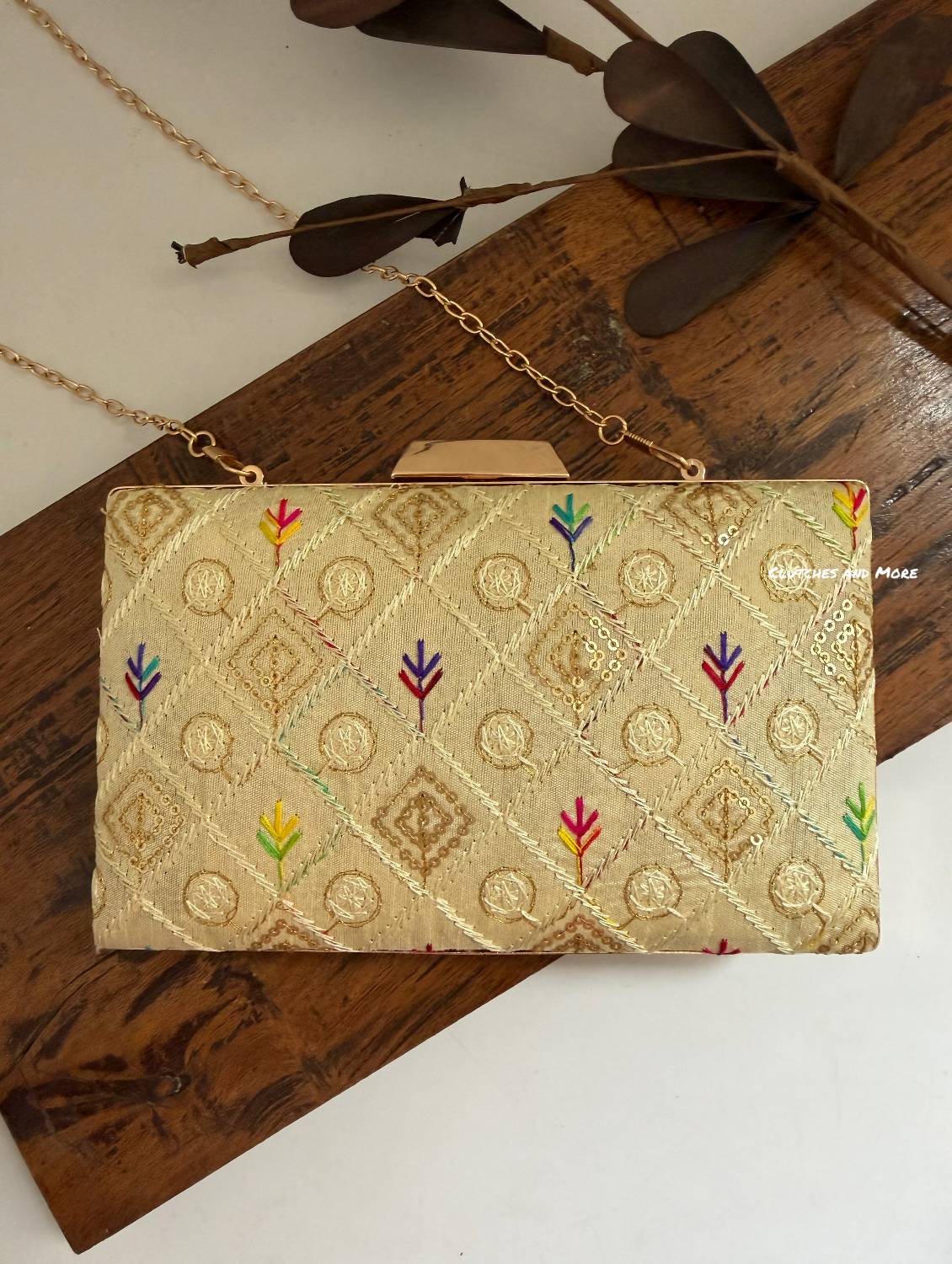 BloomingDale Clutch Ivory