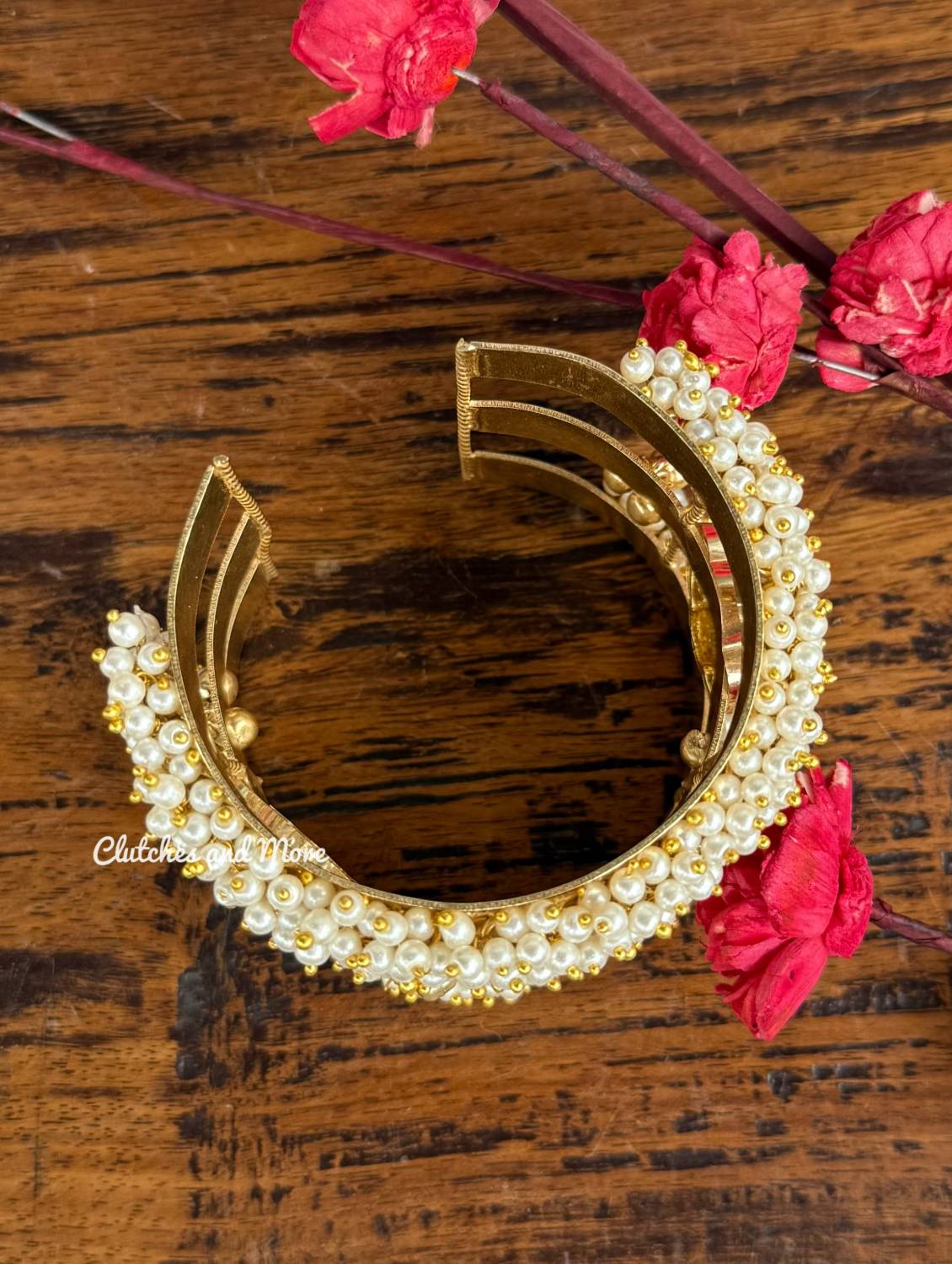 Praneeta Pearl Kada (Cuff)
