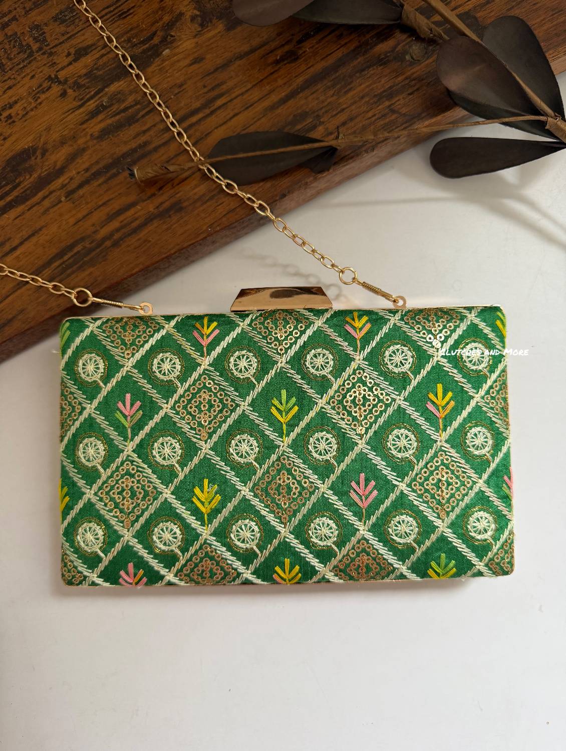 BloomingDale Clutch Green