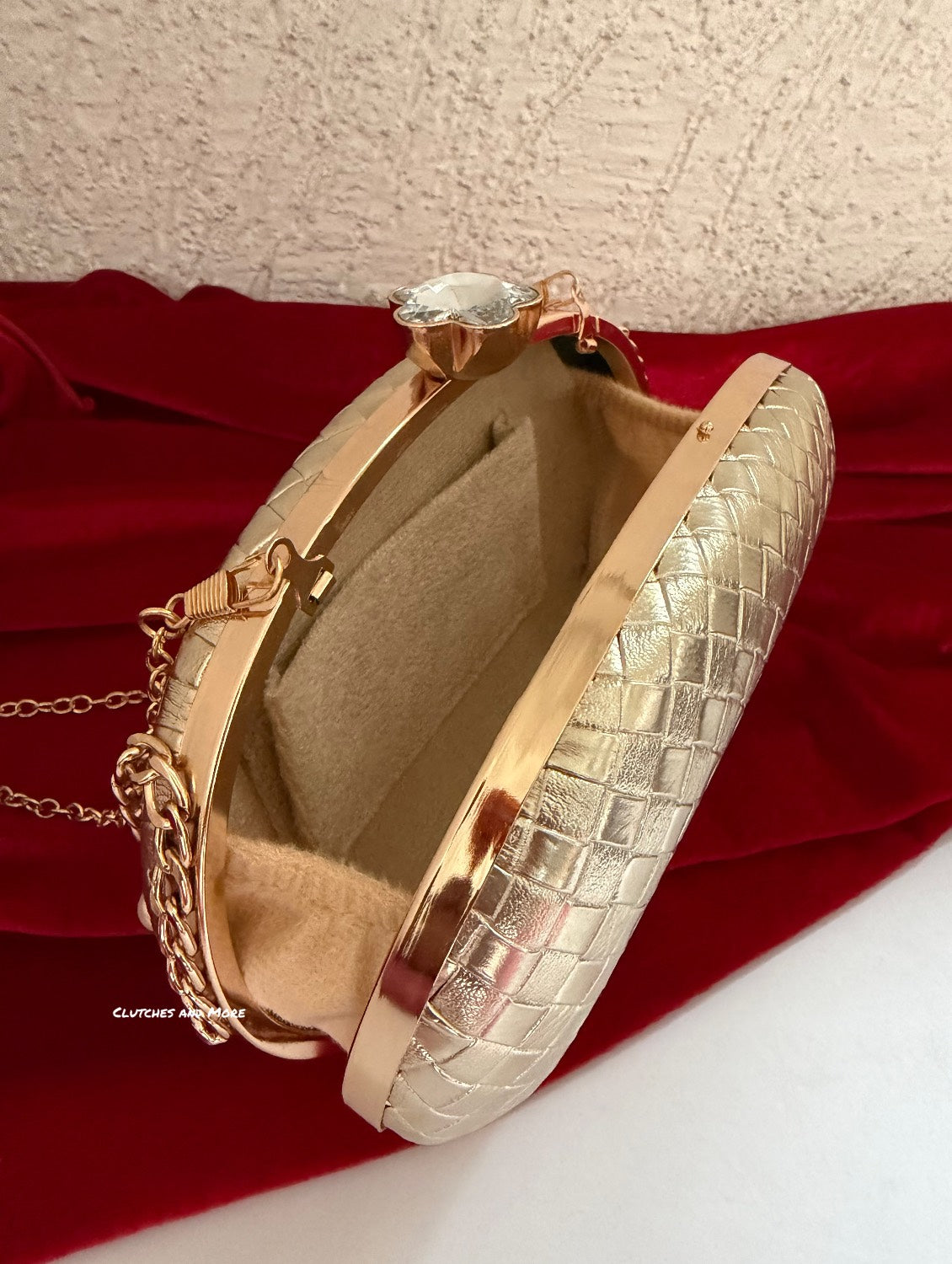 Criss Cross Capsule Bag Gold