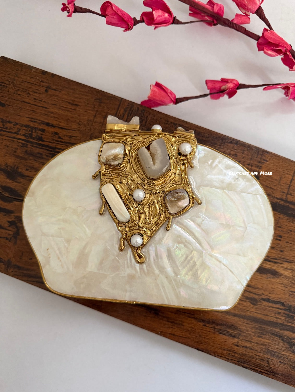 Victoria Mother of Pearl Clutch