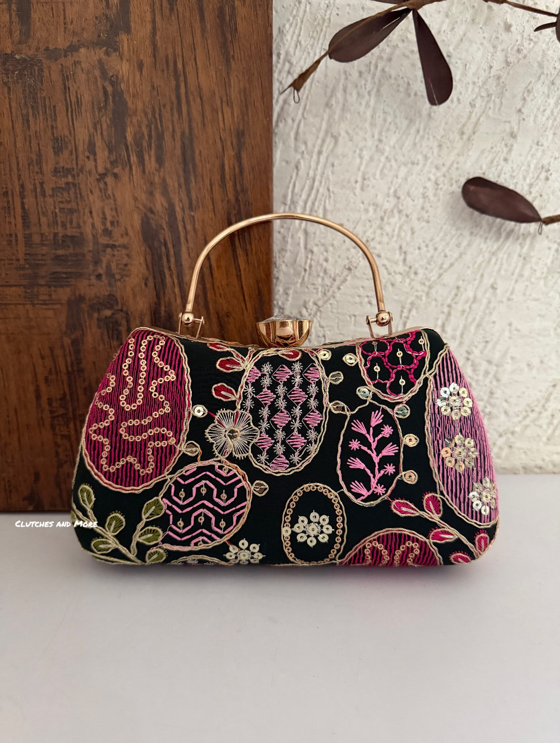 Lakhnawi Chikankari Box Clutch Dark Green