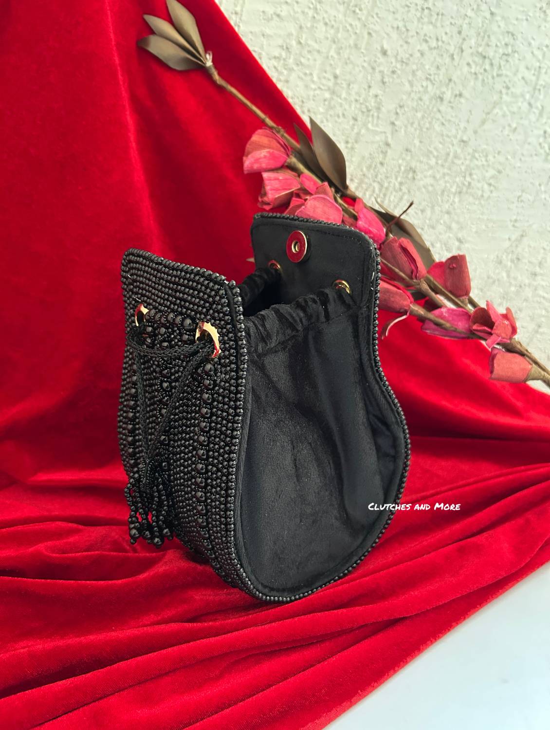 Pearl Droplet Bag Black