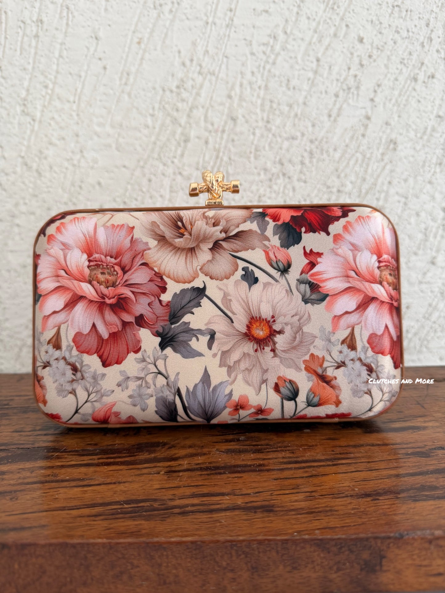 Poppy Floral Clutch  Multicoloured