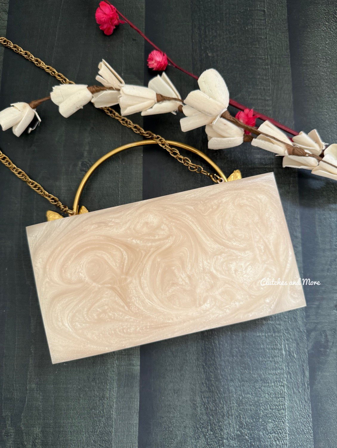Leaf Resin Clutch