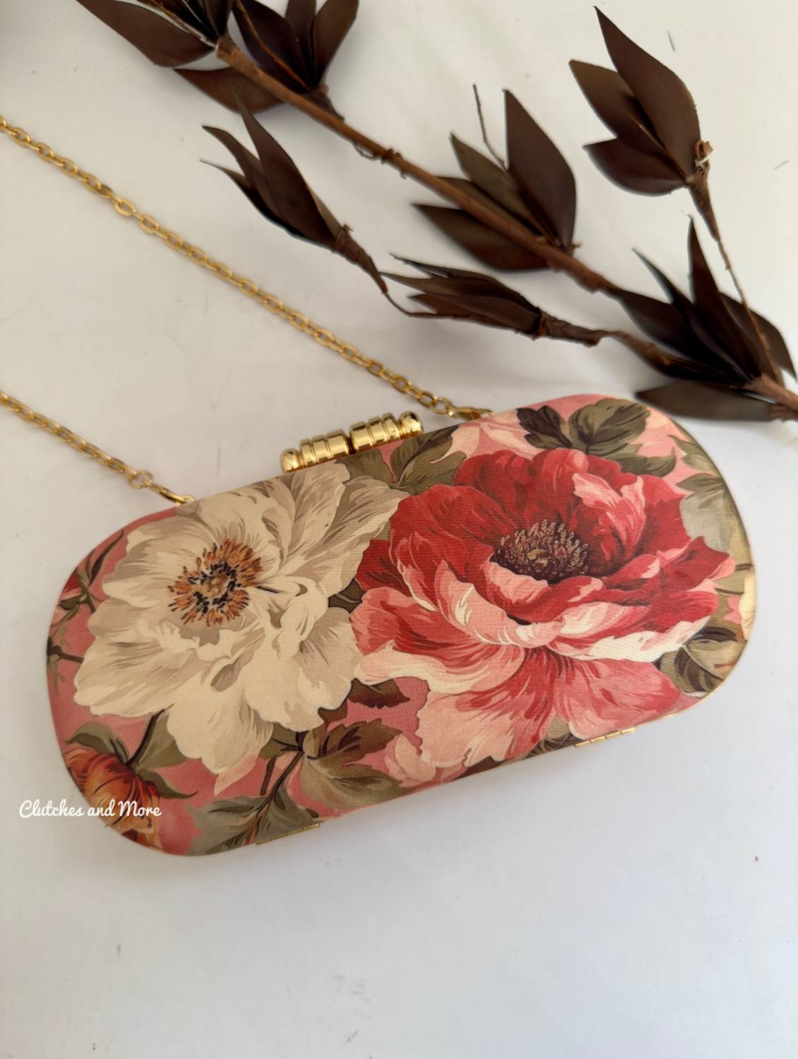 Poppy Floral Capsule Clutch Peach Base