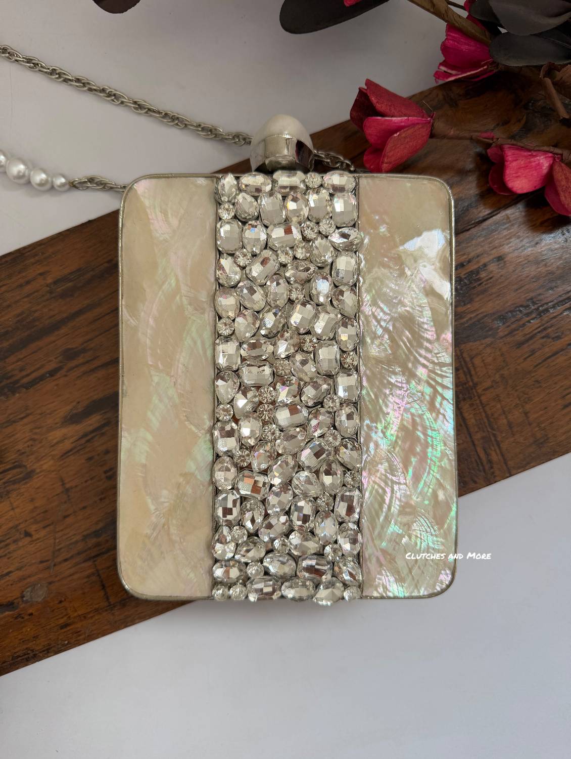 Mother of Pearl luxury clutch Silver