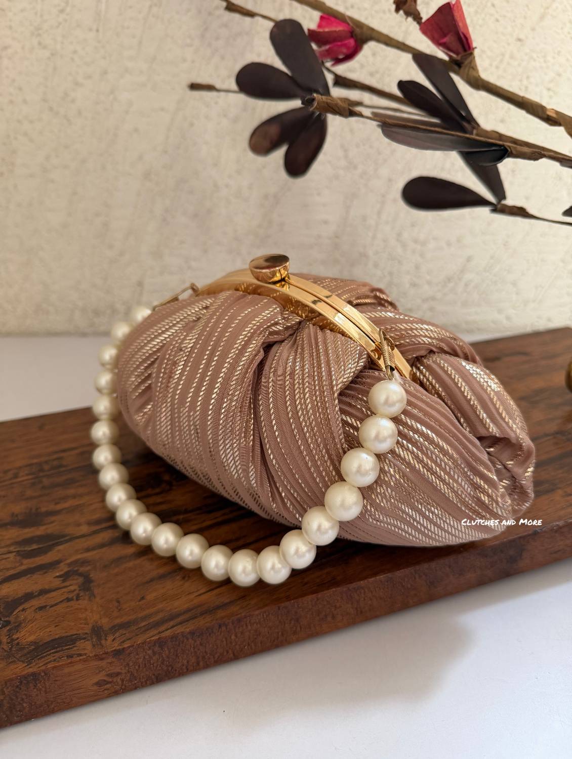Crush Batua bag Gold