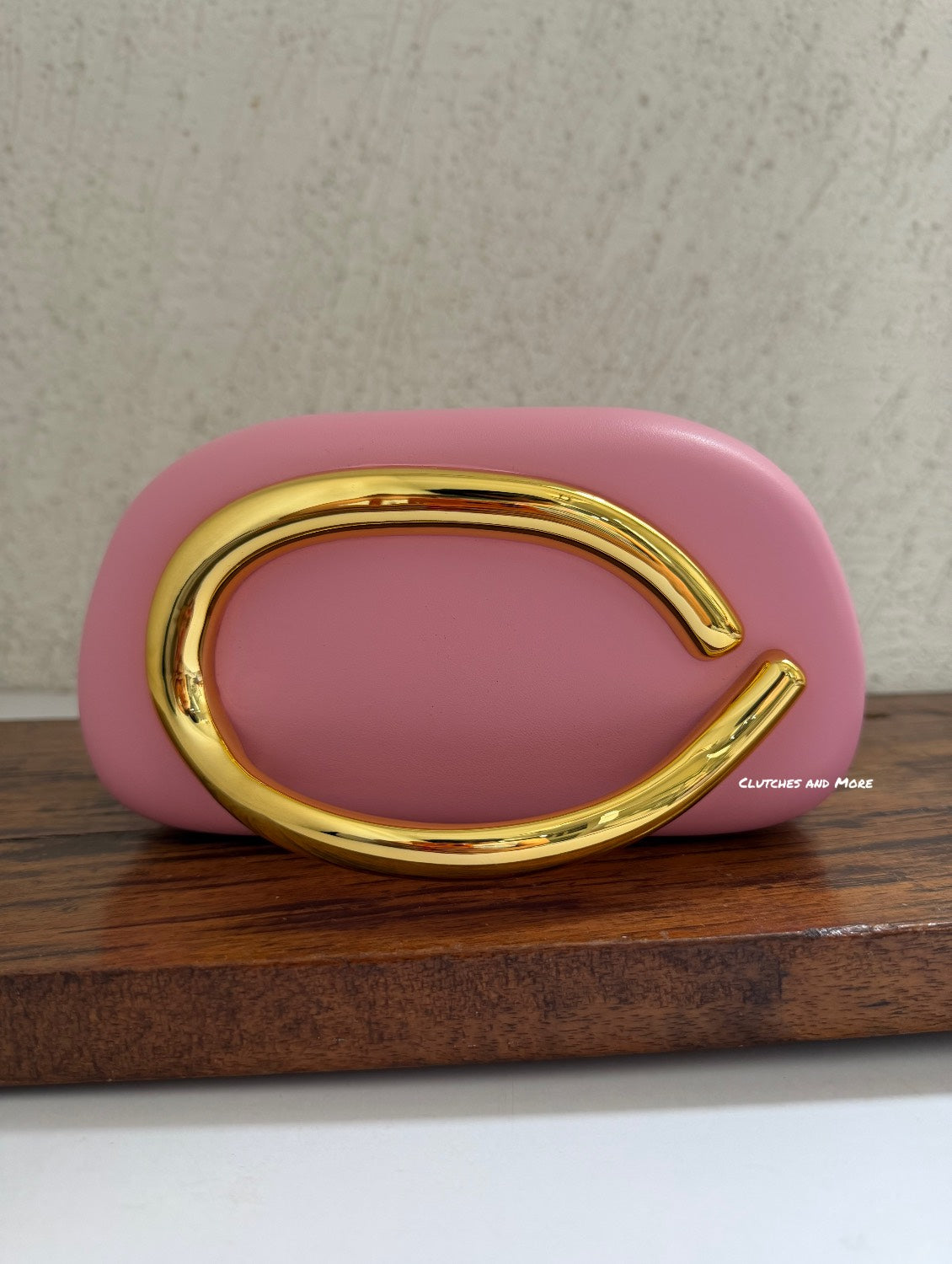 The ZARA Clutch Light Pink