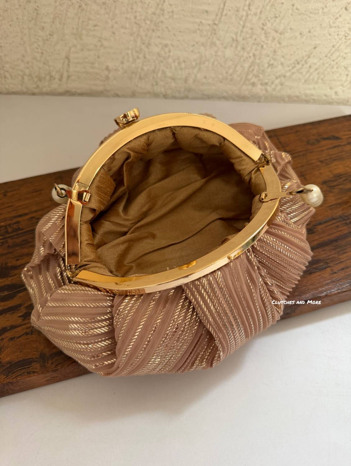 Crush Batua bag Gold