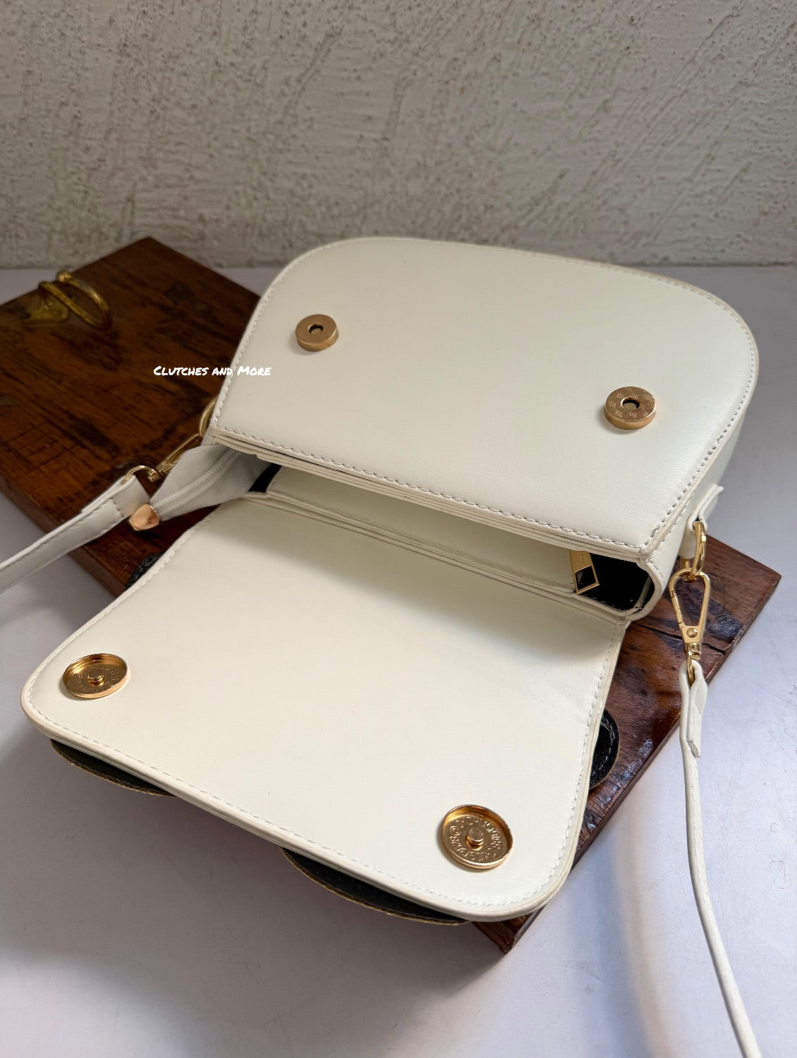 Owl Crossbody Bag White