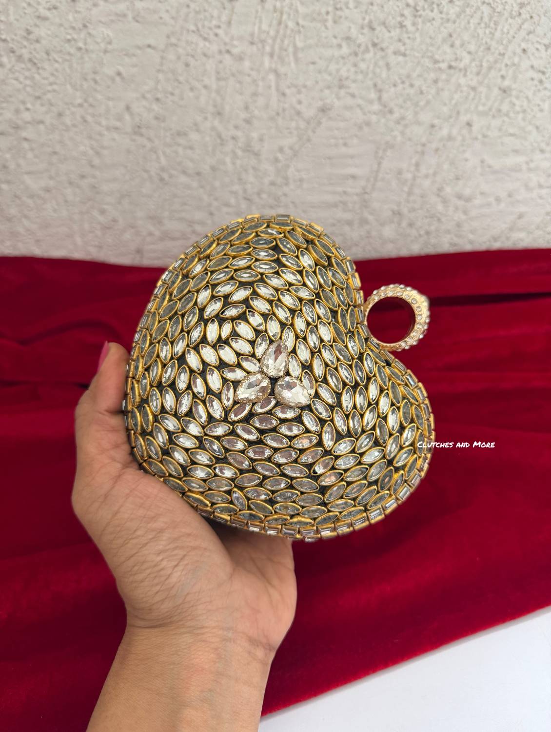Kiana Kundan Heart Clutch Mini Nude Gold