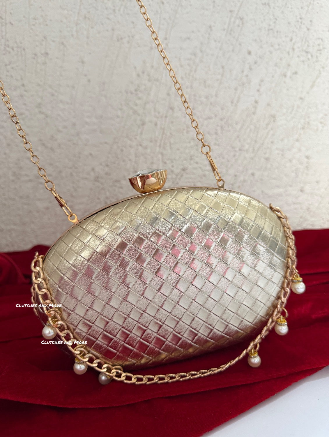 Criss Cross Capsule Bag Gold