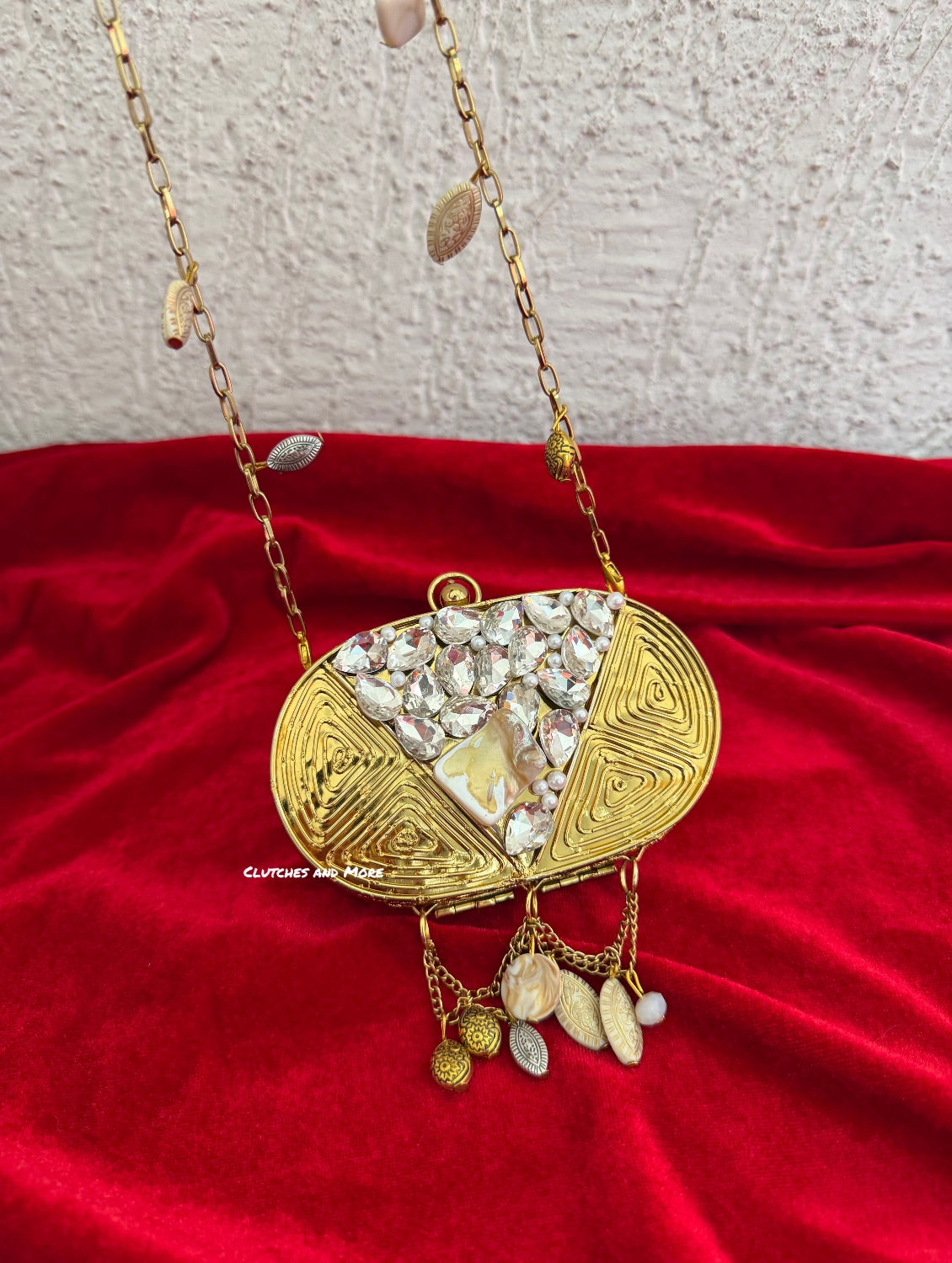 Mini Mother Of Pearl Gold Oval