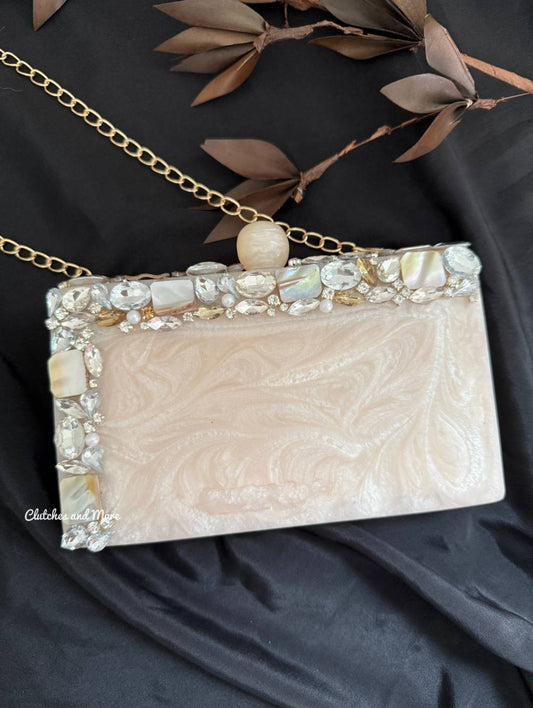 White resin clutch