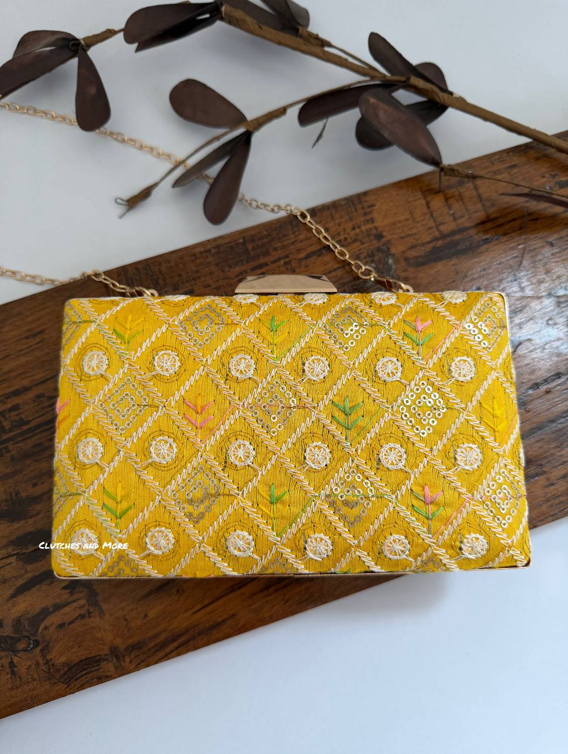 BloomingDale Clutch Yellow