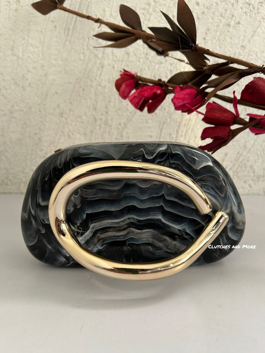 The ZARA 2.0 Clutch Black