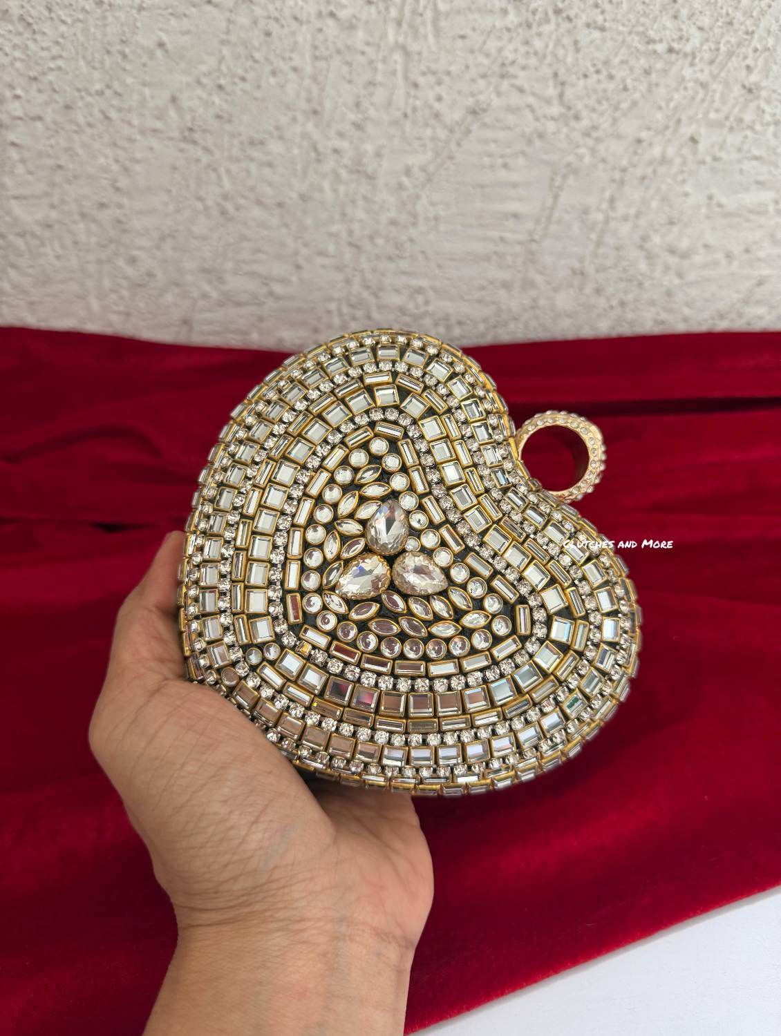Kiana Kundan Heart Clutch Mini Nude Gold