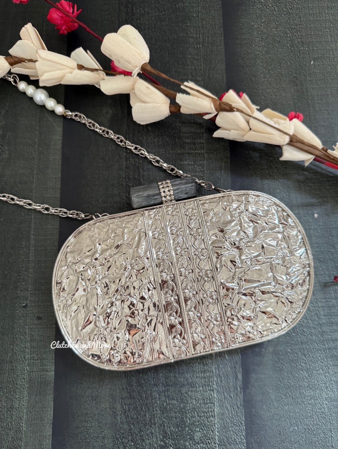 Aarvi Kundan Mother of pearl luxury clutch Silver Gold