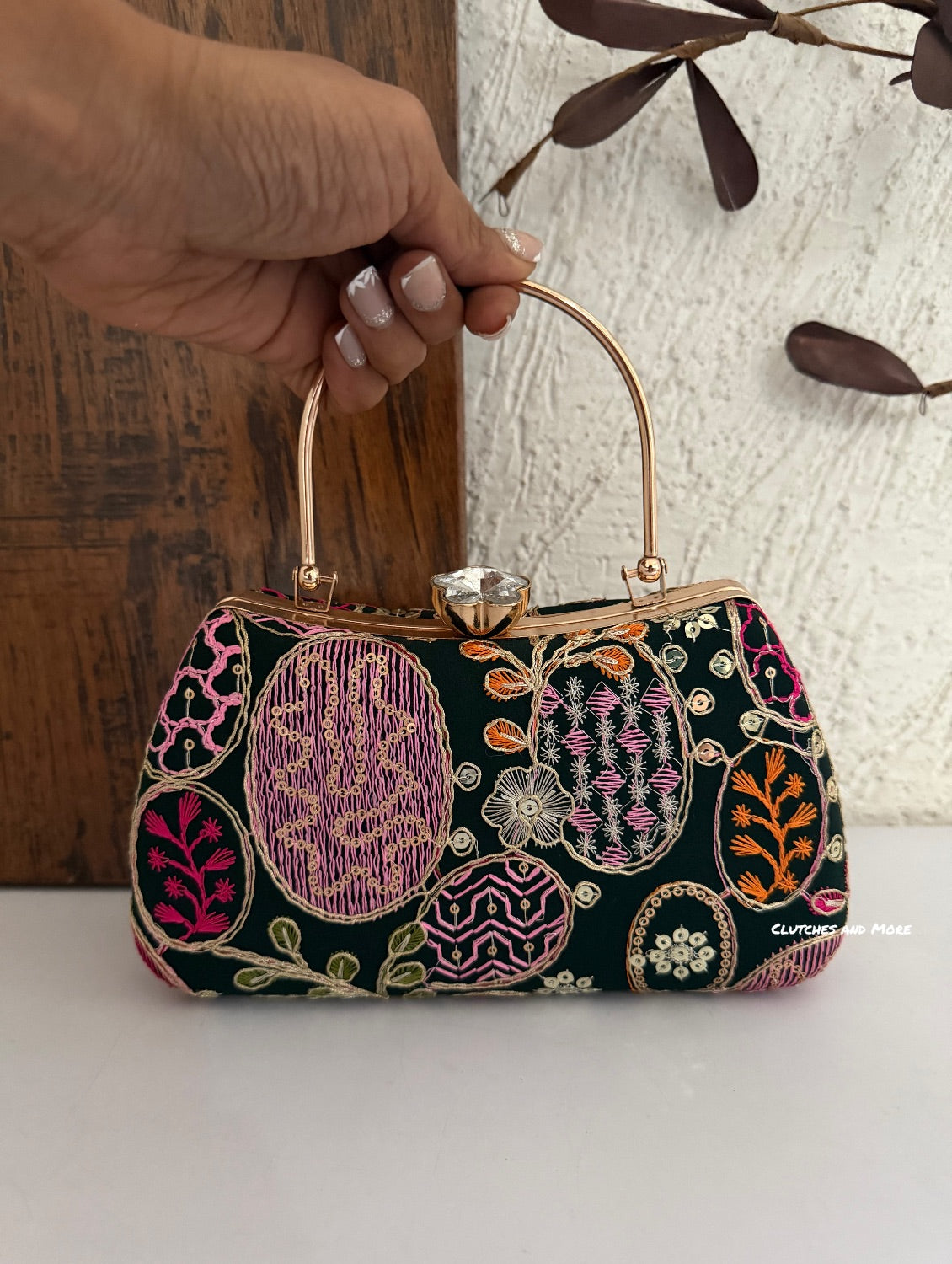 Lakhnawi Chikankari Box Clutch Dark Green