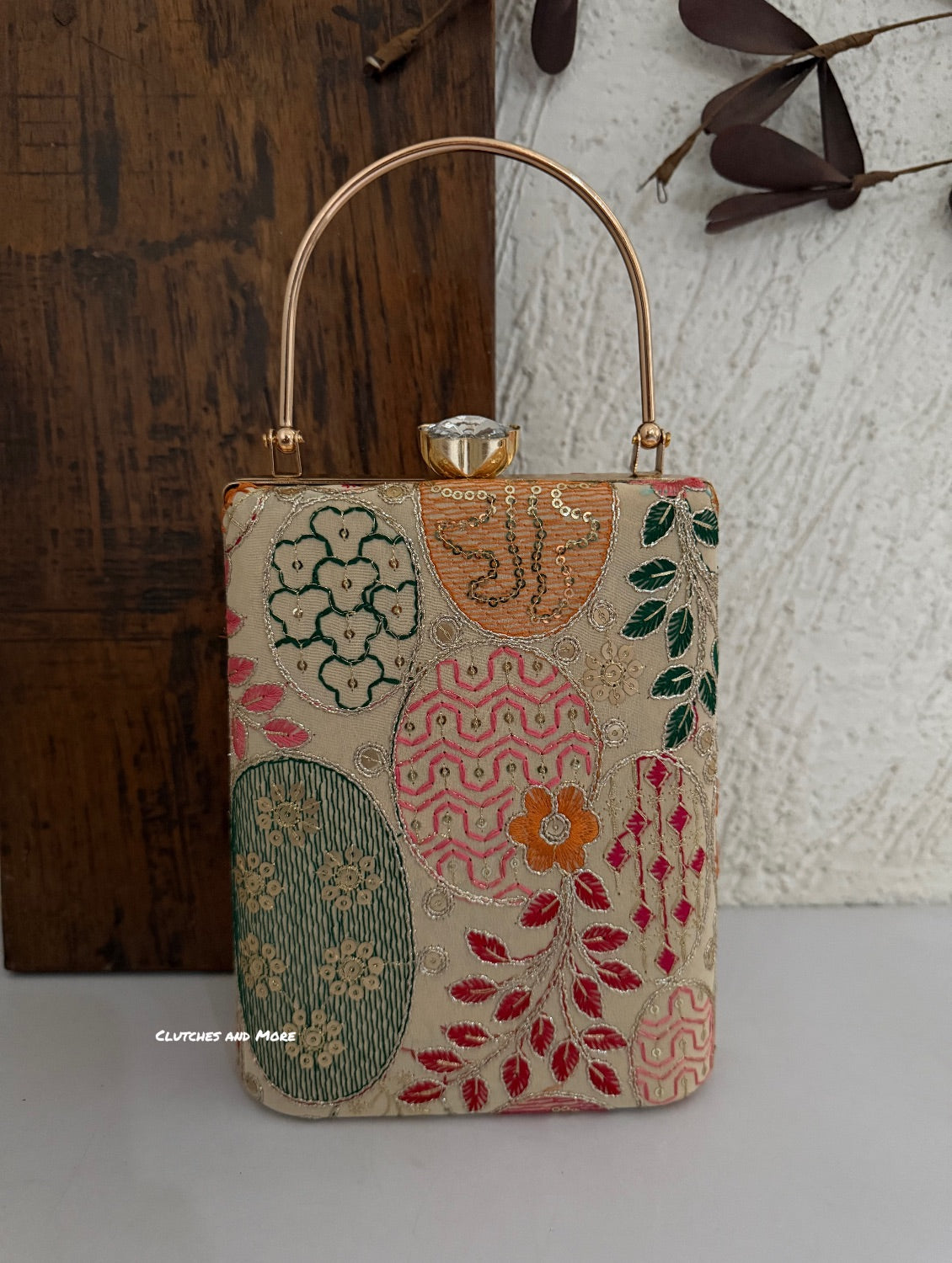 Ibadat Lakhnawi Chikankari Bag Ivory