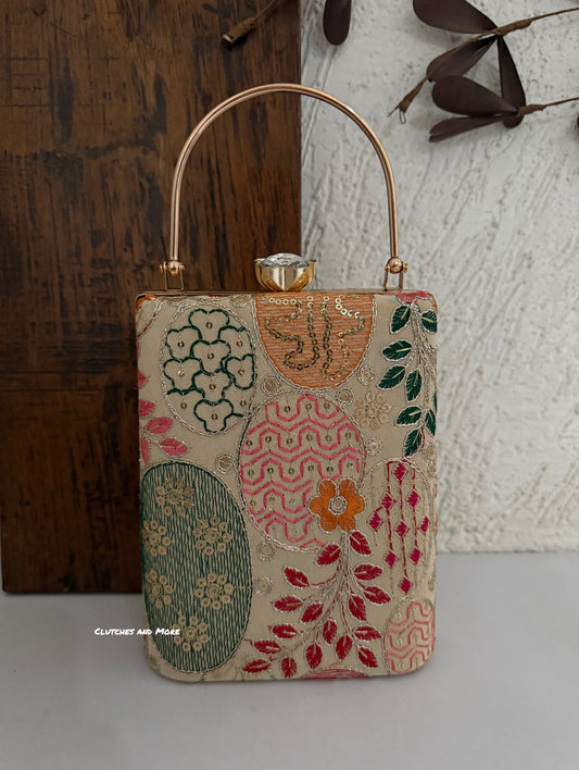 Ibadat Lakhnawi Chikankari Bag Ivory